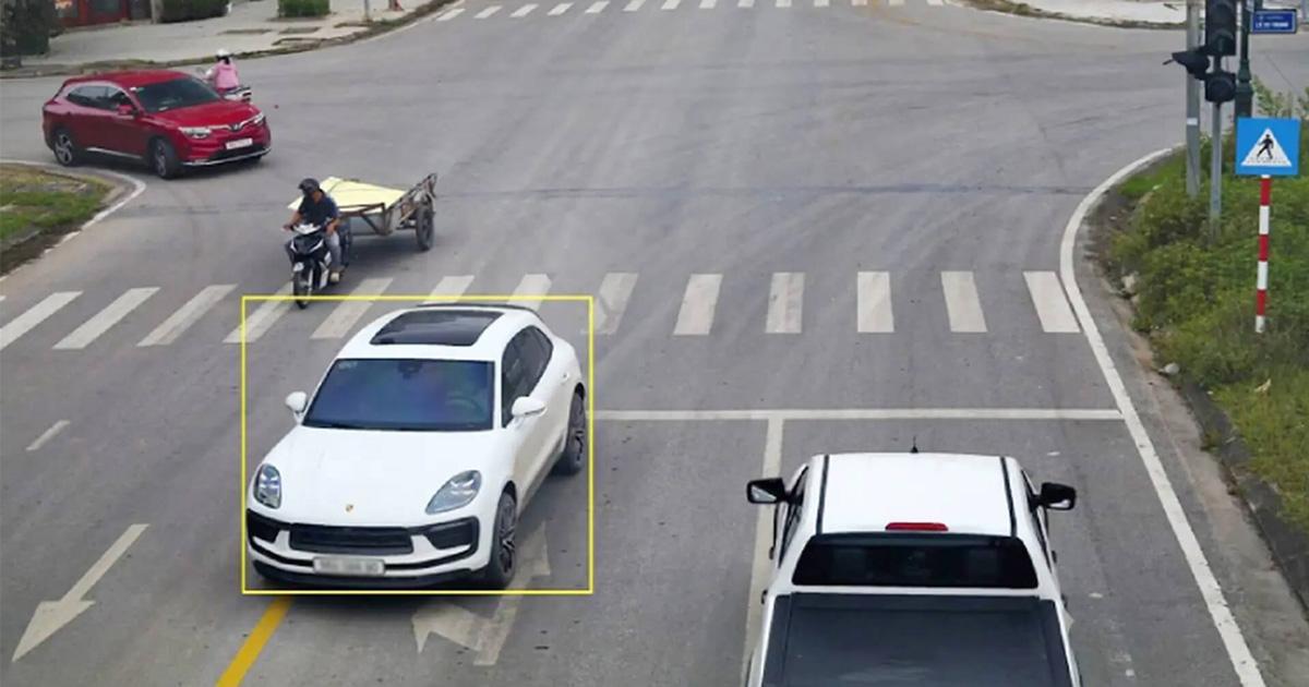 Đè vạch liền có bị phạt không?